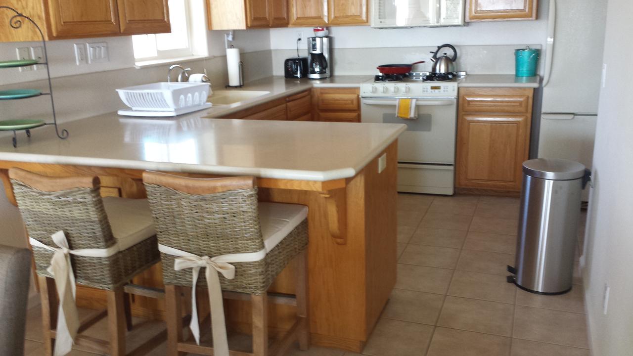 90 San Luis Street Unit C Two-Bedroom Apartment - thumb 4