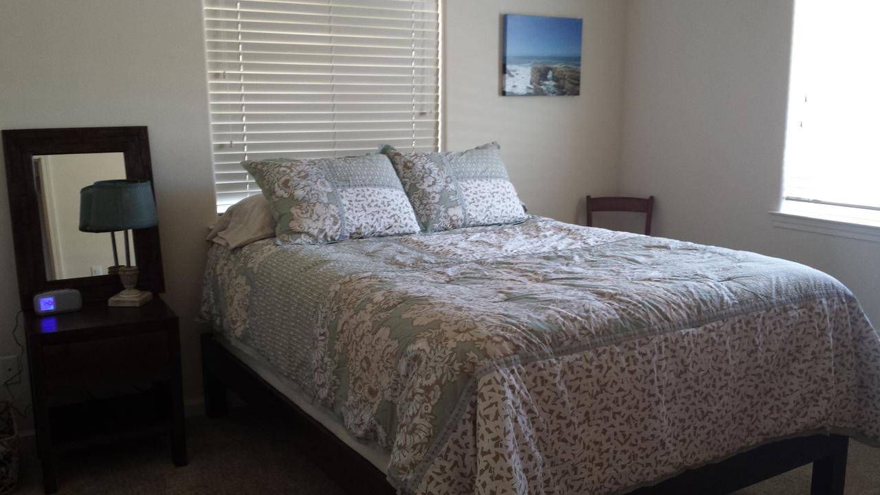 90 San Luis Street Unit C Two-Bedroom Apartment - thumb 8