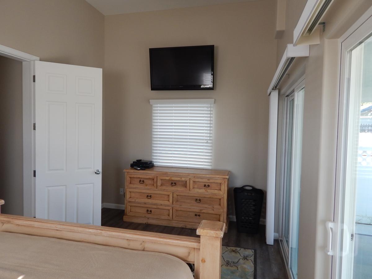 320 Main Street Two-Bedroom Holiday Home - thumb 12