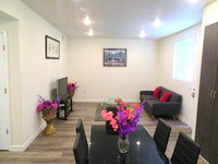 Ut Van-nuys Accommodation Rooms