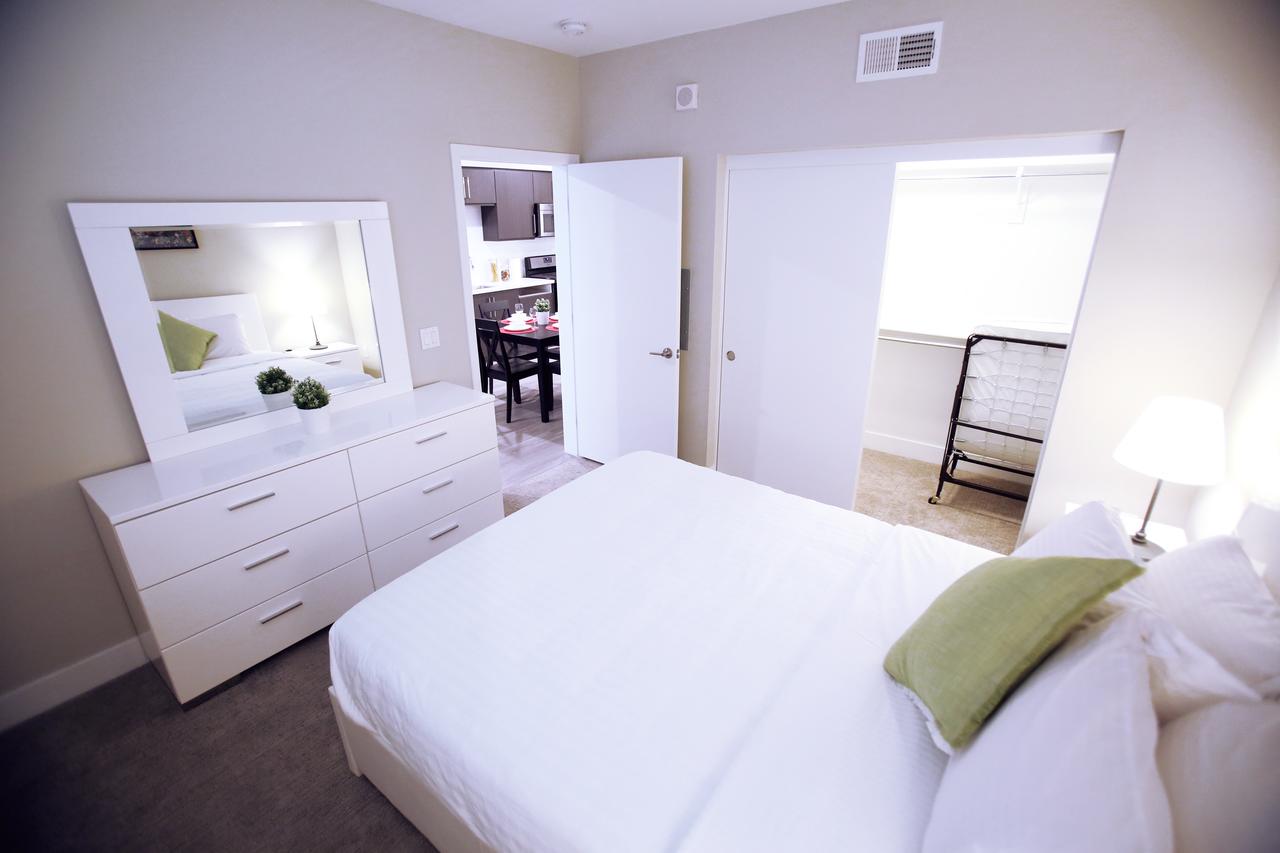 DTLA Grand Suites - thumb 14