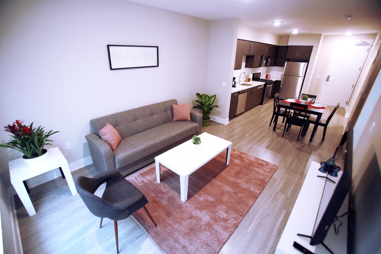 DTLA Grand Suites - thumb 7