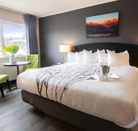 Rocky Mountain Hotel  Conference Center - Accommodation Rooms