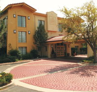 La Quinta Inn by Wyndham Colorado Springs Garden of the Gods - Accommodation Rooms