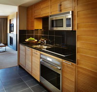 Viceroy Studio condo Ski-in Ski-out 5-star 24 hour check in - Accommodation Rooms