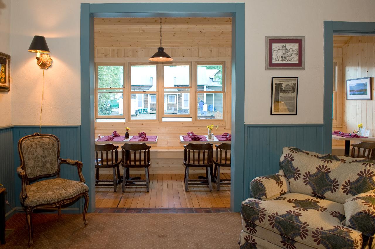 Elk Mountain Lodge - thumb 24