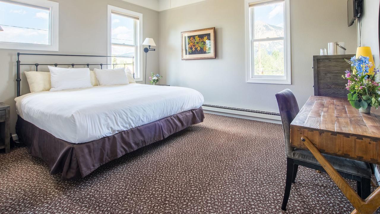 Elk Mountain Lodge - thumb 26