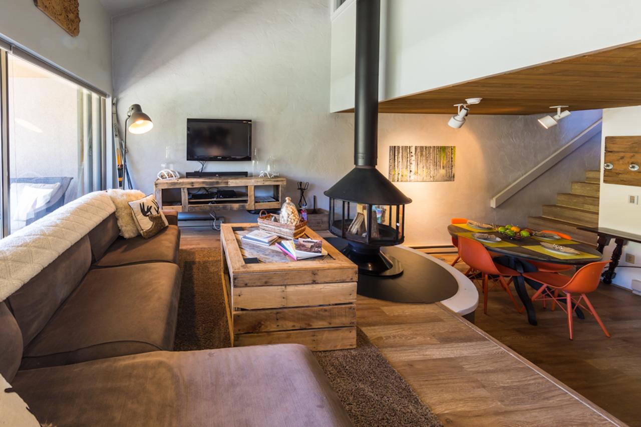 Snowcrest 22 Rustic Modern Retreat - thumb 0