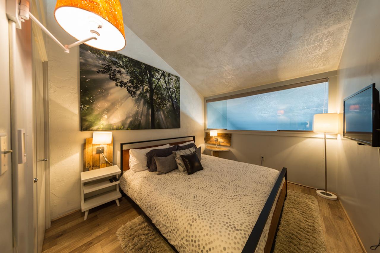 Snowcrest 22 Rustic Modern Retreat - thumb 5