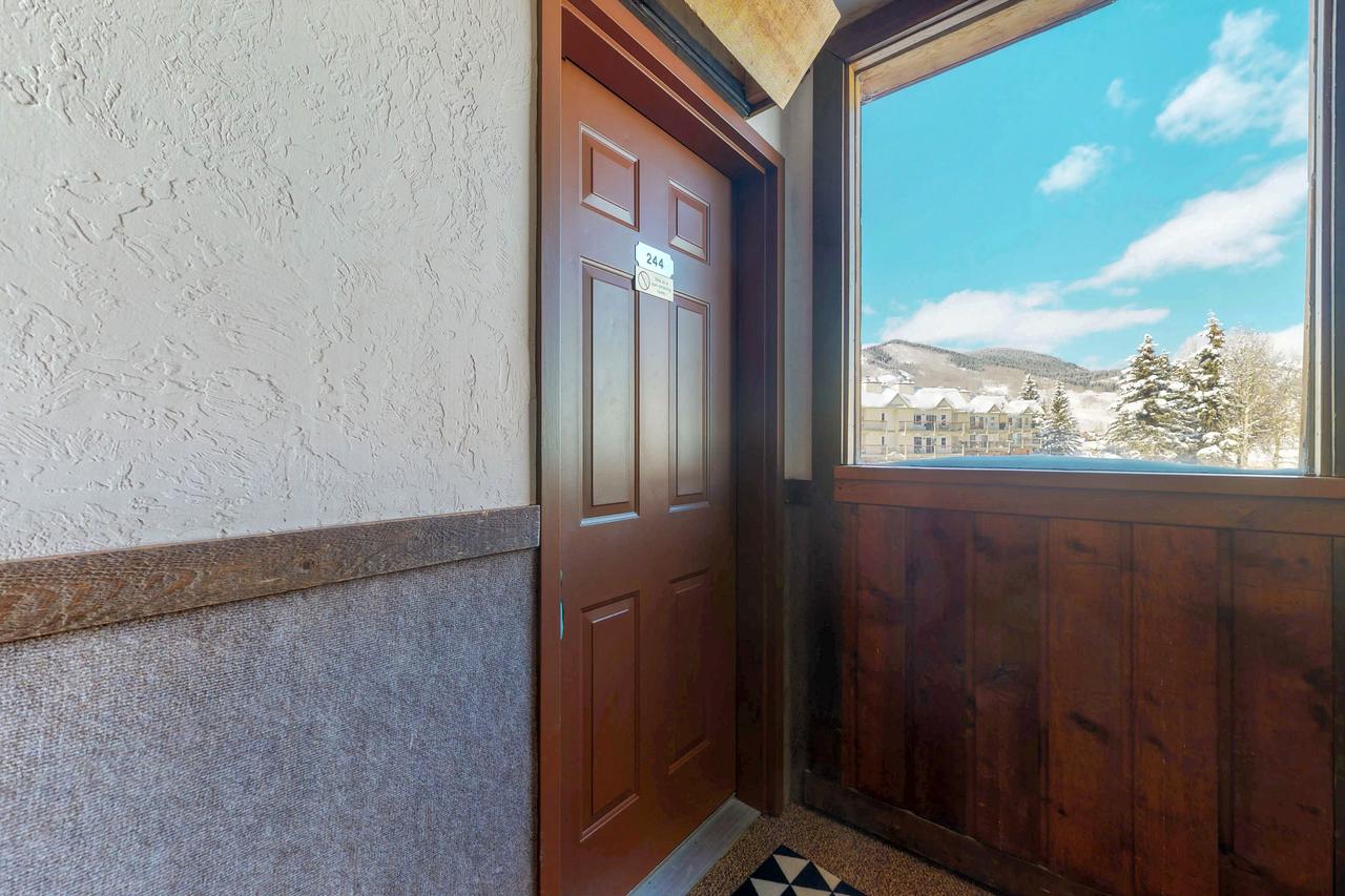 Gothic Getaway - thumb 17