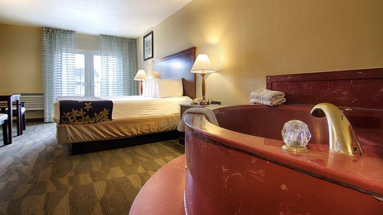 Gold Leaf Hotel Of Dewey - thumb 8