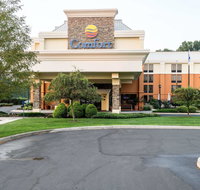 Comfort Inn and Suites Newark - Accommodation Rooms