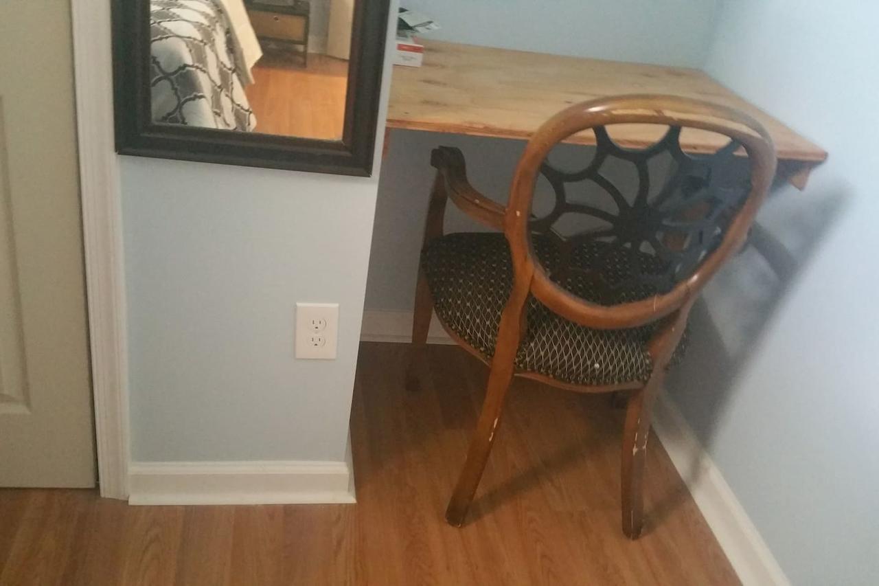Private Luxurious Apartment With Private Entrance - thumb 10