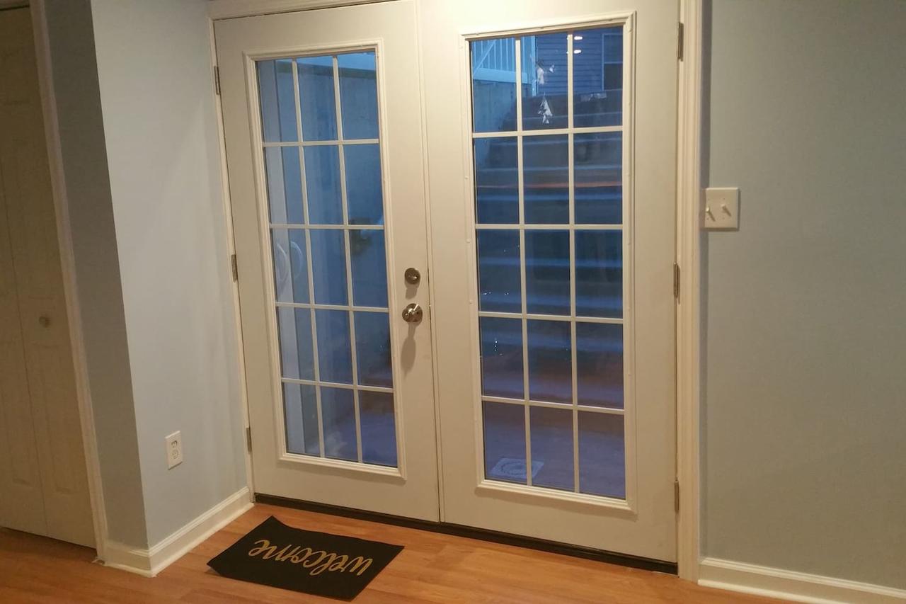 Private Luxurious Apartment With Private Entrance - thumb 1