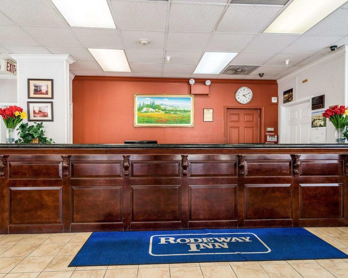 Rodeway Inn Newark - thumb 5