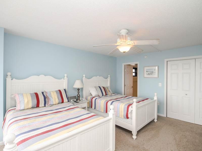 1206N Edgewater House Condo - thumb 4