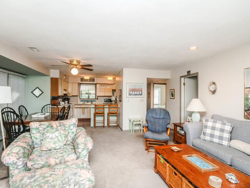 1008D Brighton View Condo - thumb 6