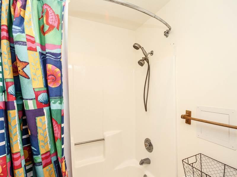 1008D Brighton View Condo - thumb 40