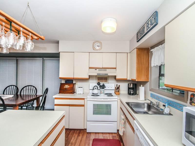 1008D Brighton View Condo - thumb 33
