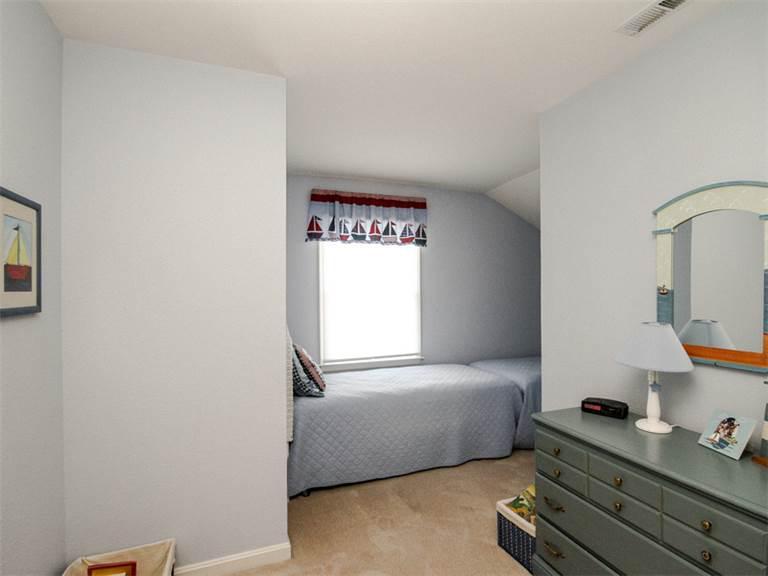 137 October Glory Avenue Home - thumb 40