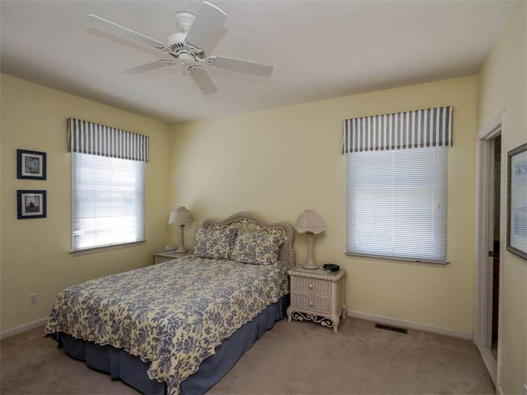 137 October Glory Avenue Home - thumb 41