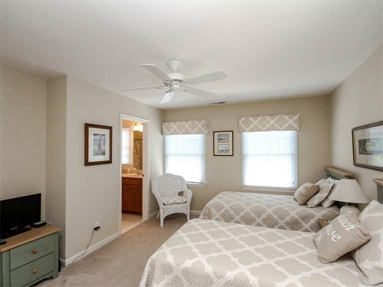 137 October Glory Avenue Home - thumb 6