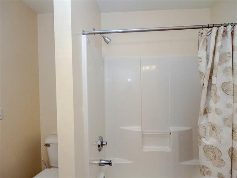 137 October Glory Avenue Home - thumb 10