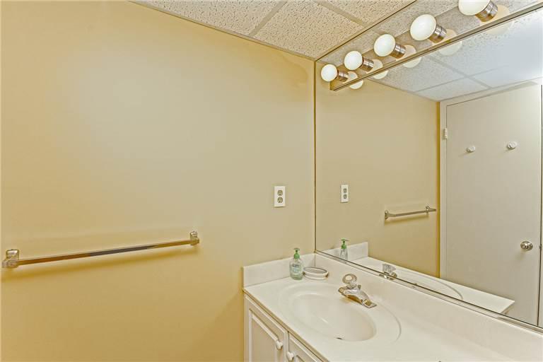 402 Dover House Condo - thumb 12