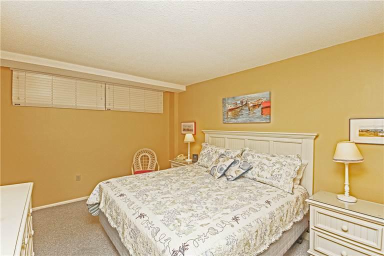 402 Dover House Condo - thumb 3
