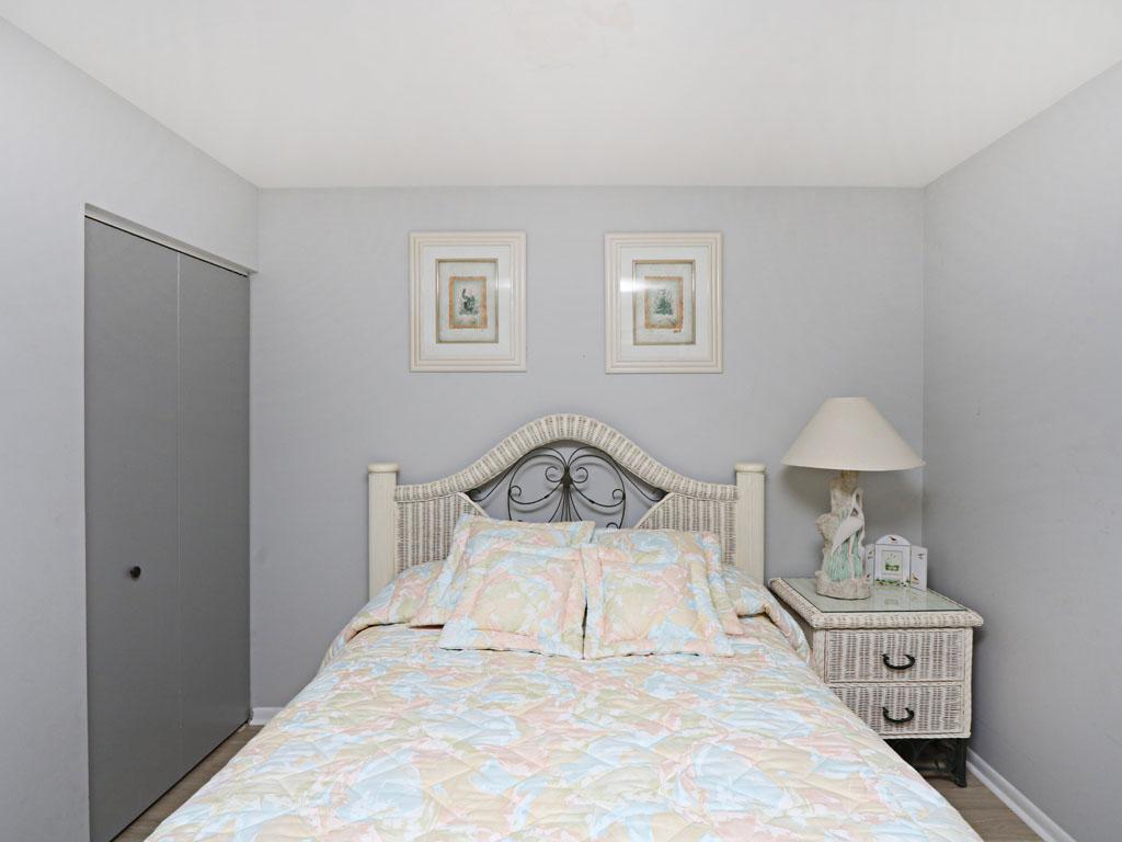 2003C West Lake Court Condo - thumb 31