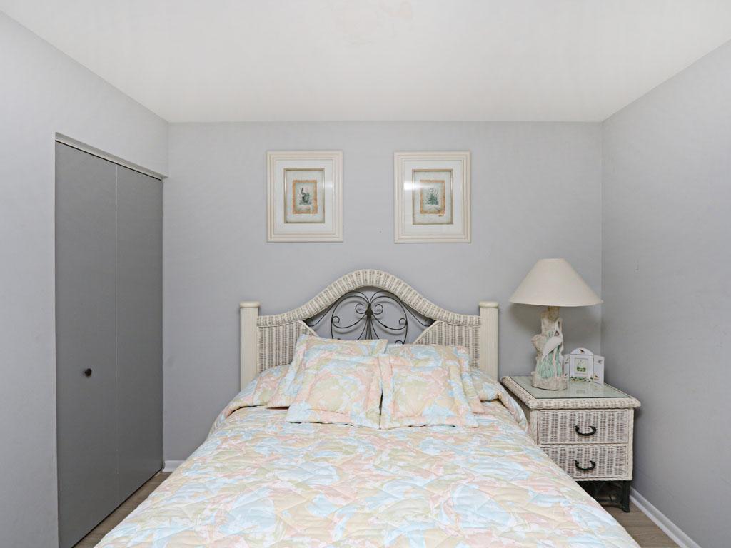 2003C West Lake Court Condo - thumb 8