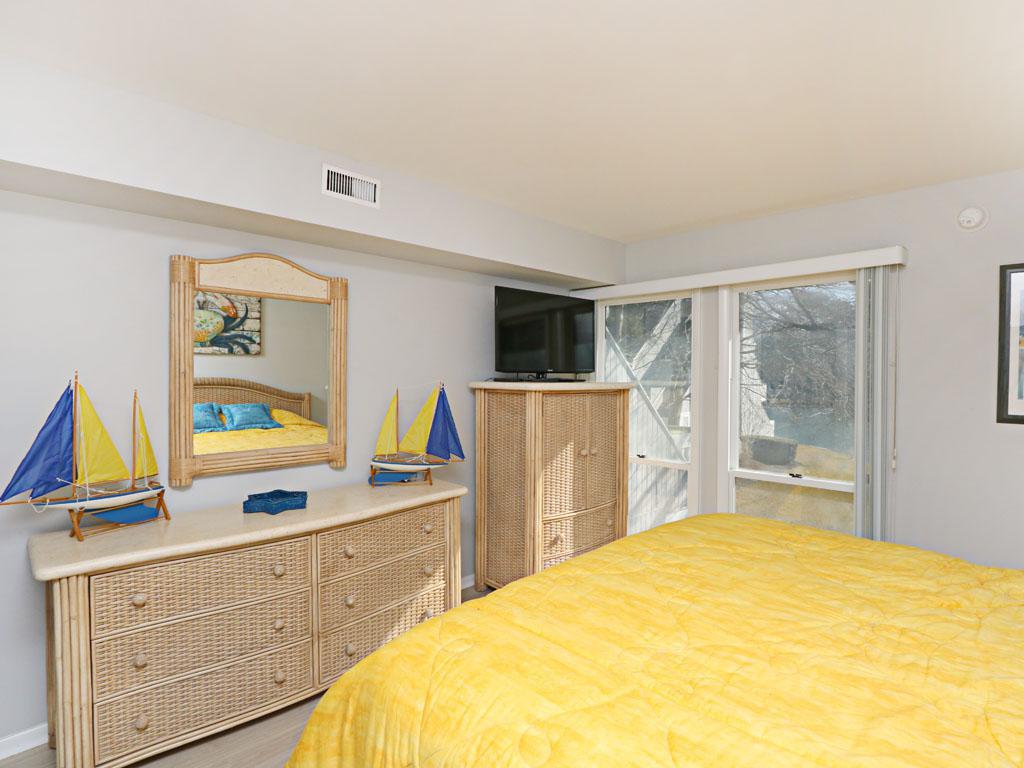 2003C West Lake Court Condo - thumb 29