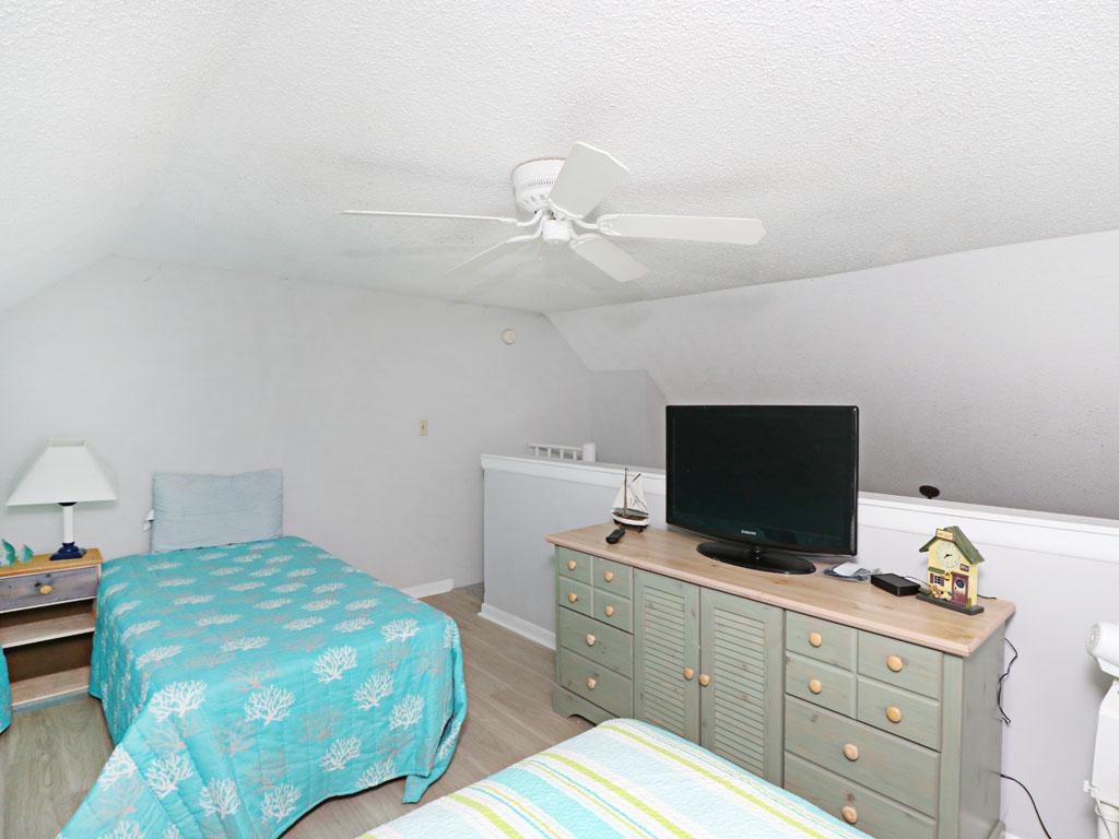 2003C West Lake Court Condo - thumb 9
