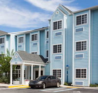 Microtel Inn and Suites by Wyndham Port Charlotte - Accommodation Rooms