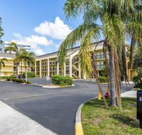 Quality Inn Palm Beach International Airport - Accommodation Rooms