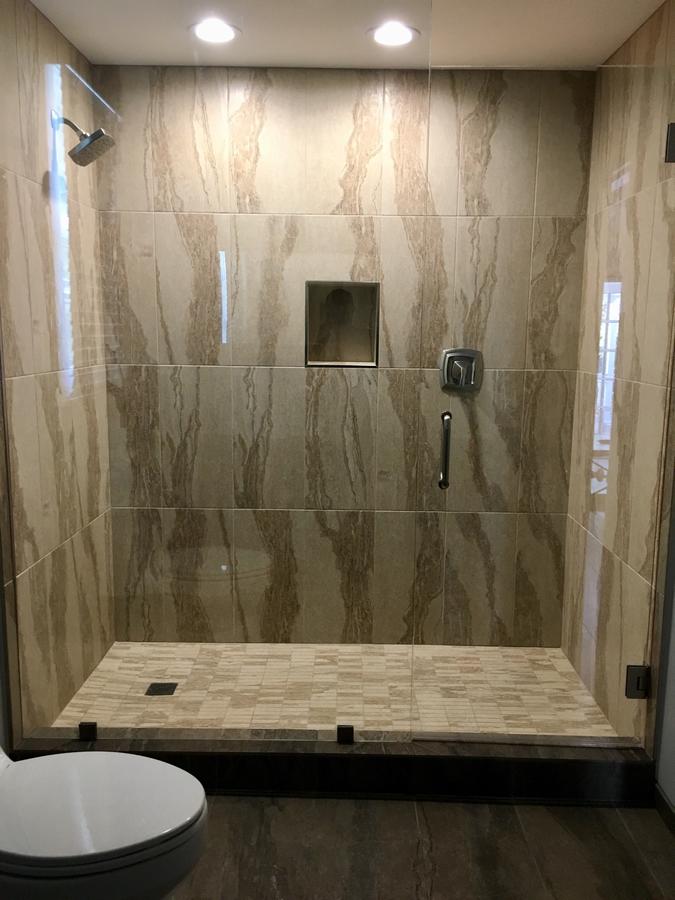 Douglas House - thumb 16