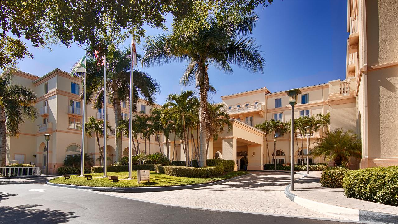 Hilton Naples - thumb 0