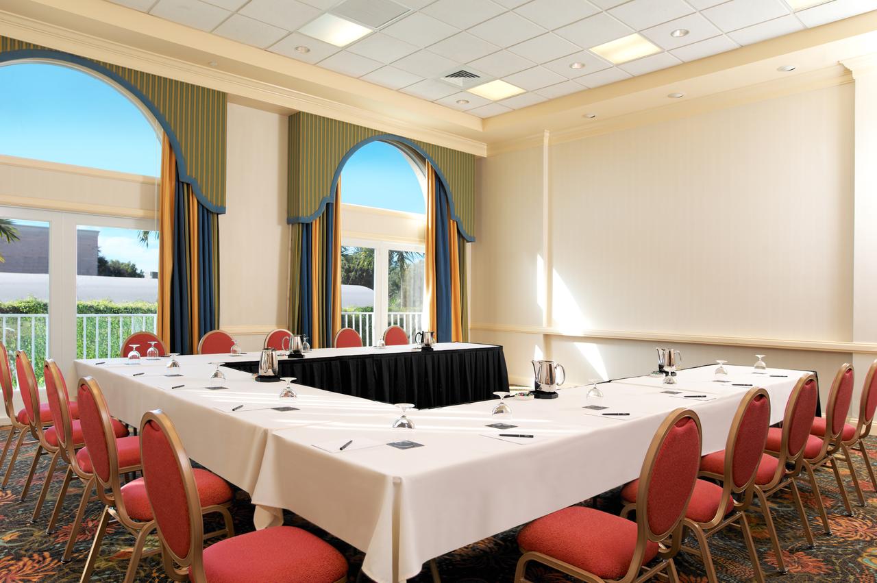 Hilton Naples - thumb 28