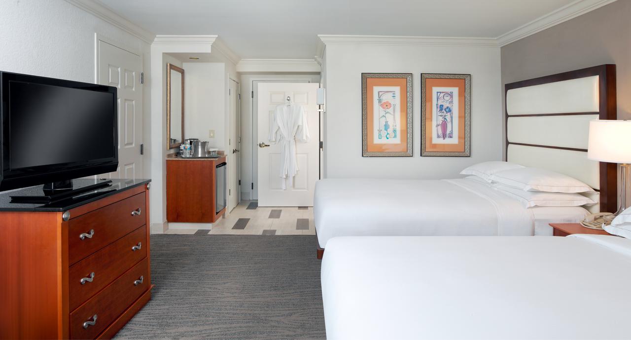Hilton Naples - thumb 13