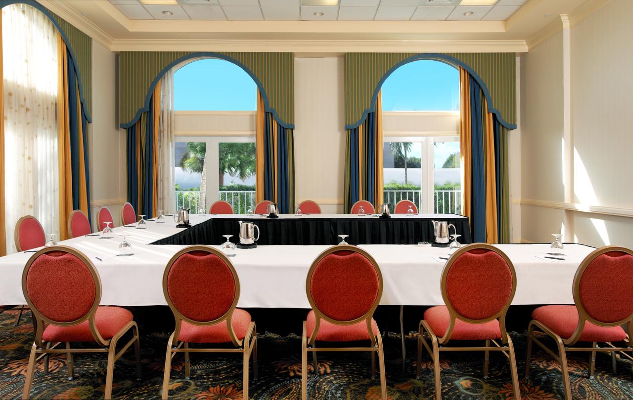 Hilton Naples - thumb 27