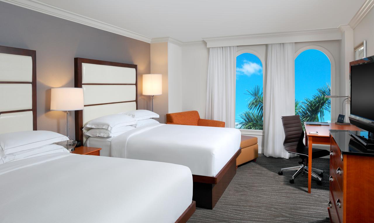 Hilton Naples - thumb 12