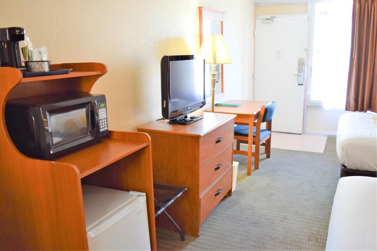 Quality Inn Kennedy Space Center - thumb 13