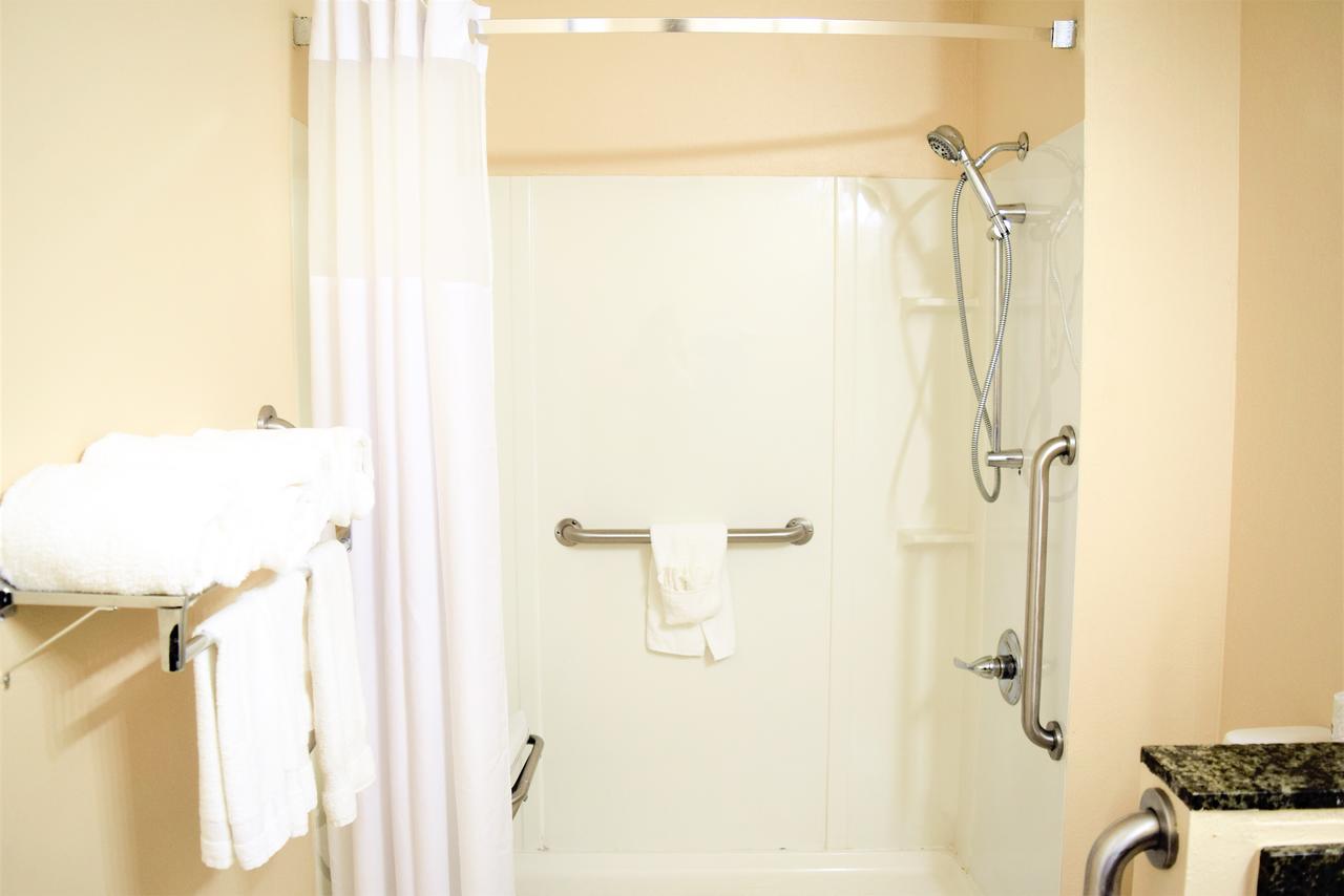 Quality Inn Kennedy Space Center - thumb 7