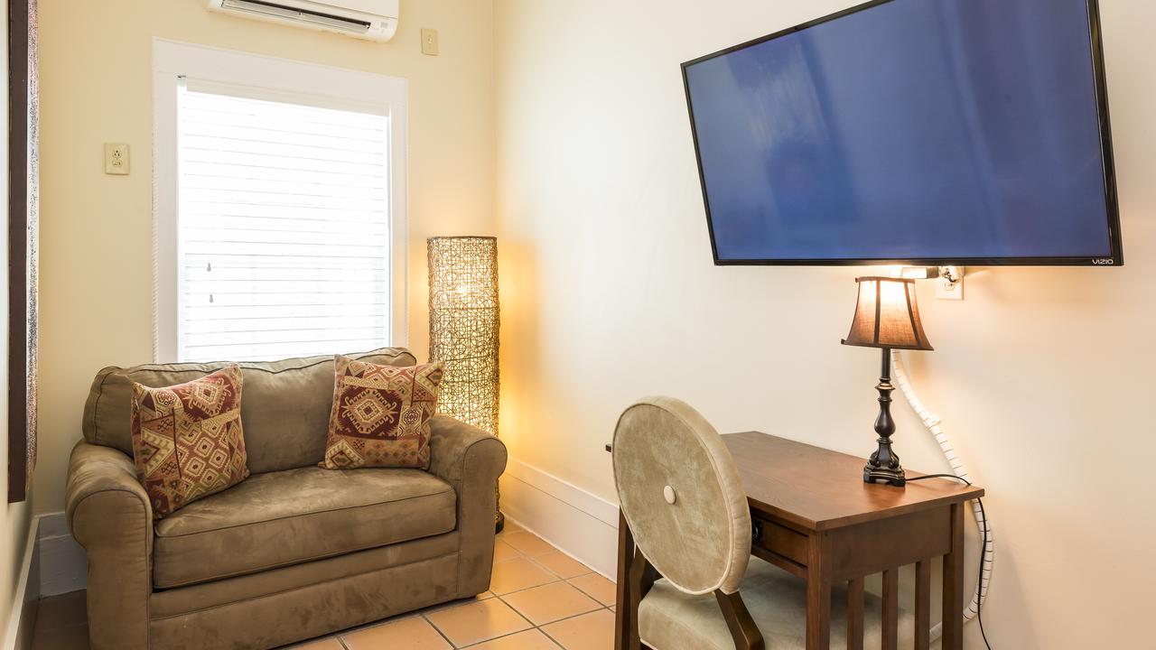 L'Habitation Guesthouse- Adult Exclusive - thumb 11