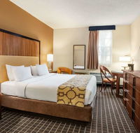 Baymont by Wyndham Florida City - Accommodation Rooms