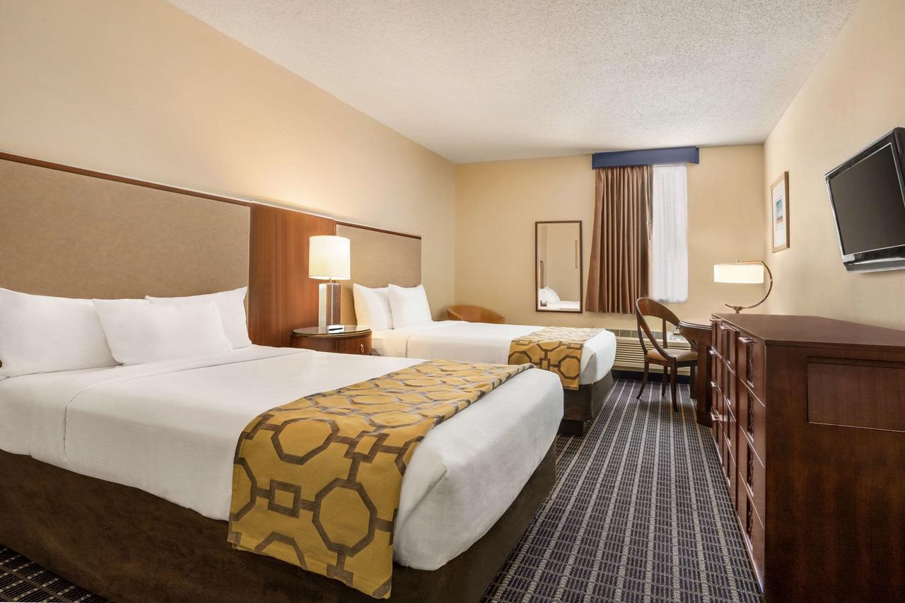Baymont By Wyndham Florida City - thumb 33