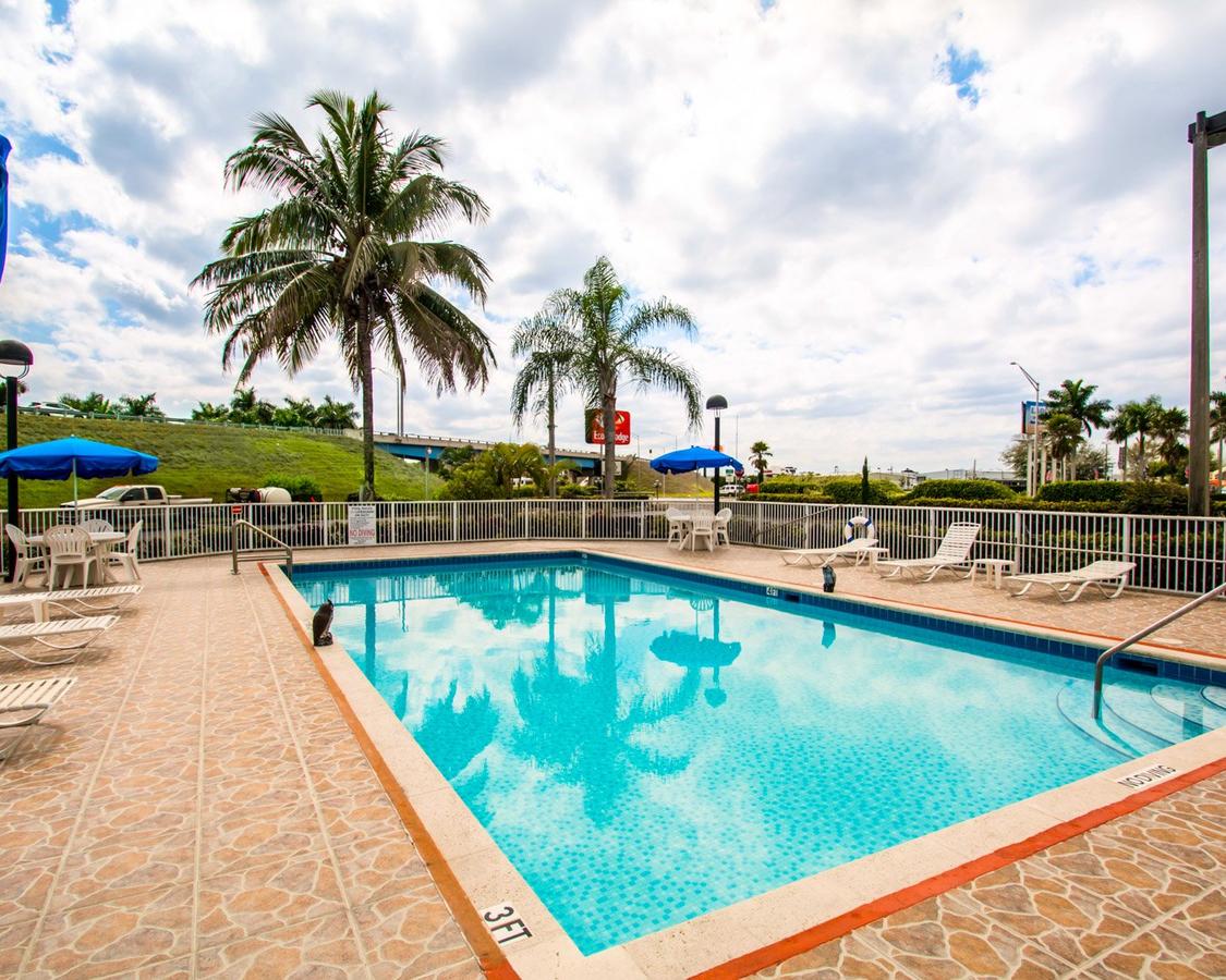 Baymont By Wyndham Florida City - thumb 22