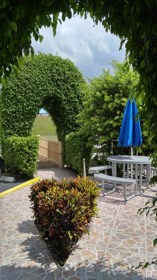 Baymont By Wyndham Florida City - thumb 25