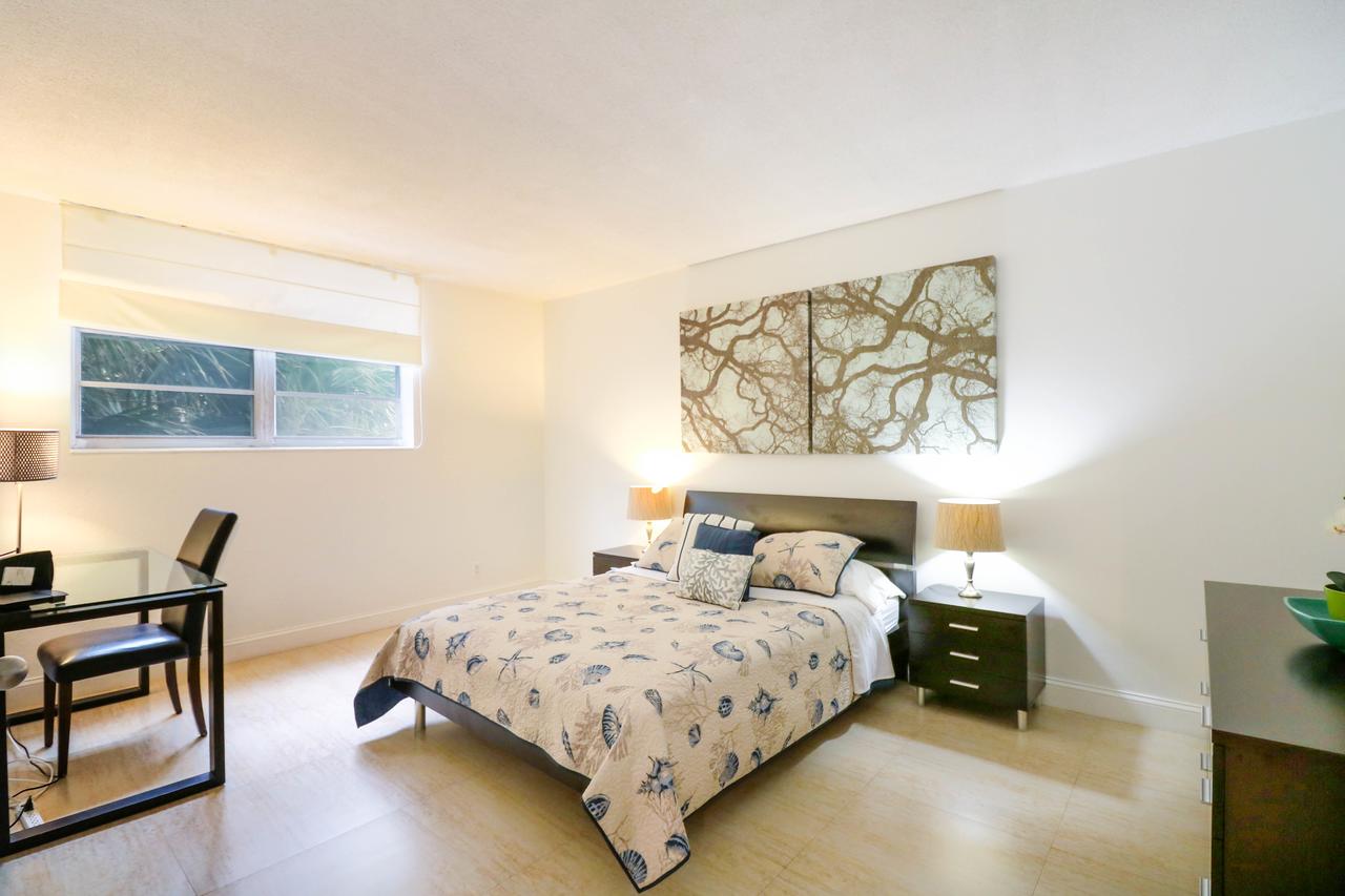 2 Bedrooms Apartment On The Beach - thumb 8