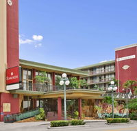 Ramada by Wyndham Hollywood Downtown - Accommodation Rooms